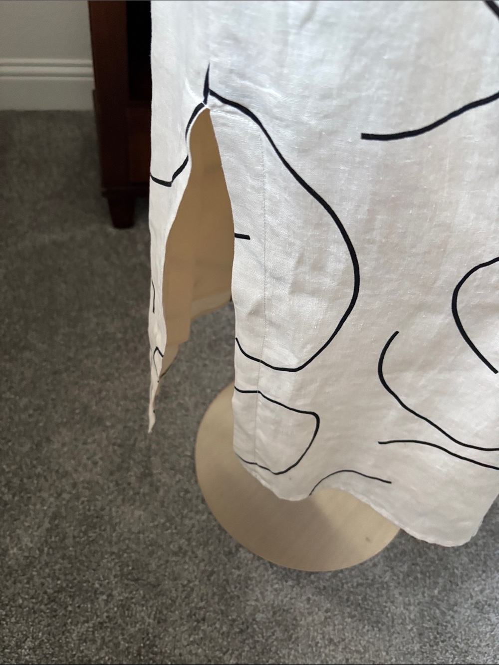 Magaschoni Cream Midi Dress with Black Abstract Print and Side Tie - Picture 5 of 8